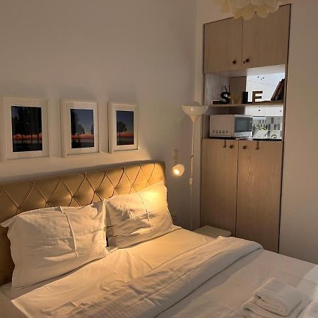 Small Budget Diamond Apartment In Agias Sofias. Thessaloníki Eksteriør bilde