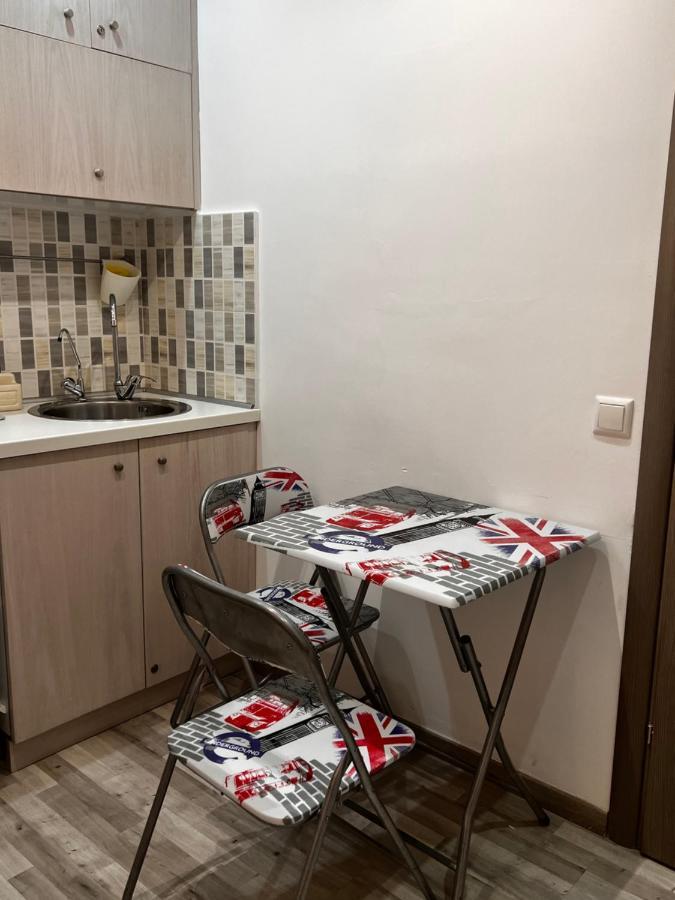 Small Budget Diamond Apartment In Agias Sofias. Thessaloníki Eksteriør bilde